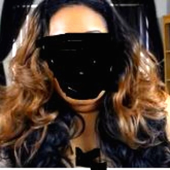 Outre Quick Weave Half Wig: Malaysian (Color Available: DRB425/1) - Picture 5 of 7